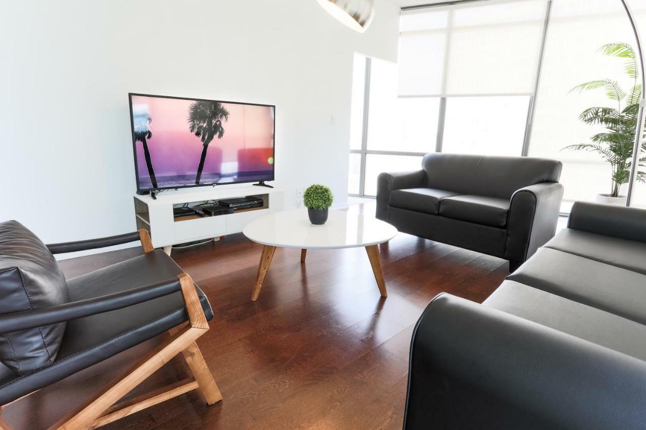 Altitude Suites Bay Street - Holiday Bonus - Free Parking Toronto Zewnętrze zdjęcie