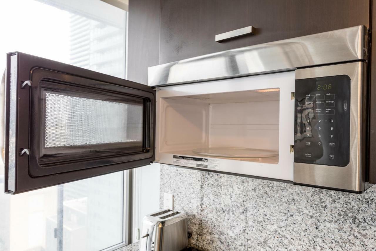 Altitude Suites Bay Street - Holiday Bonus - Free Parking Toronto Zewnętrze zdjęcie