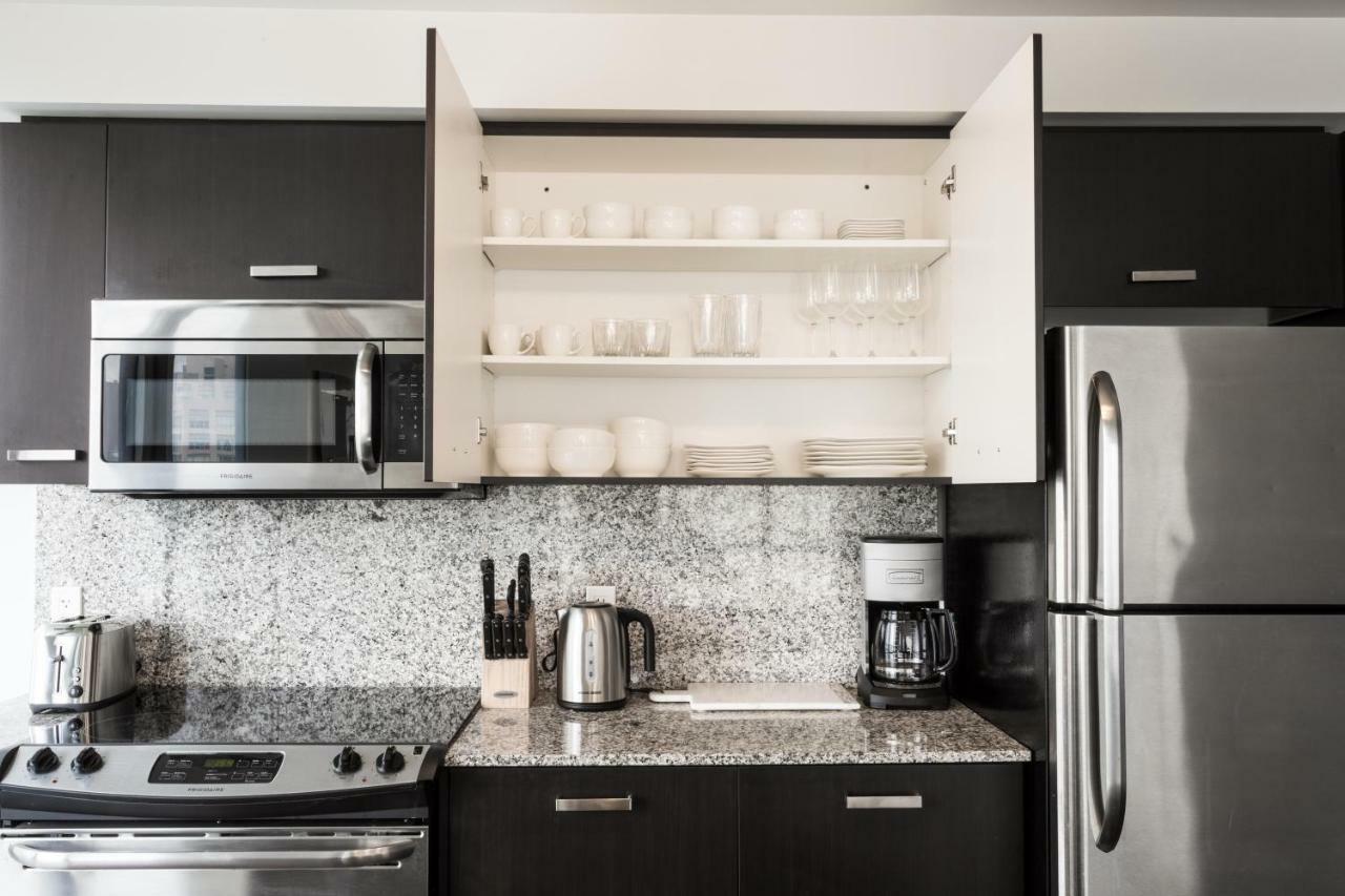 Altitude Suites Bay Street - Holiday Bonus - Free Parking Toronto Zewnętrze zdjęcie