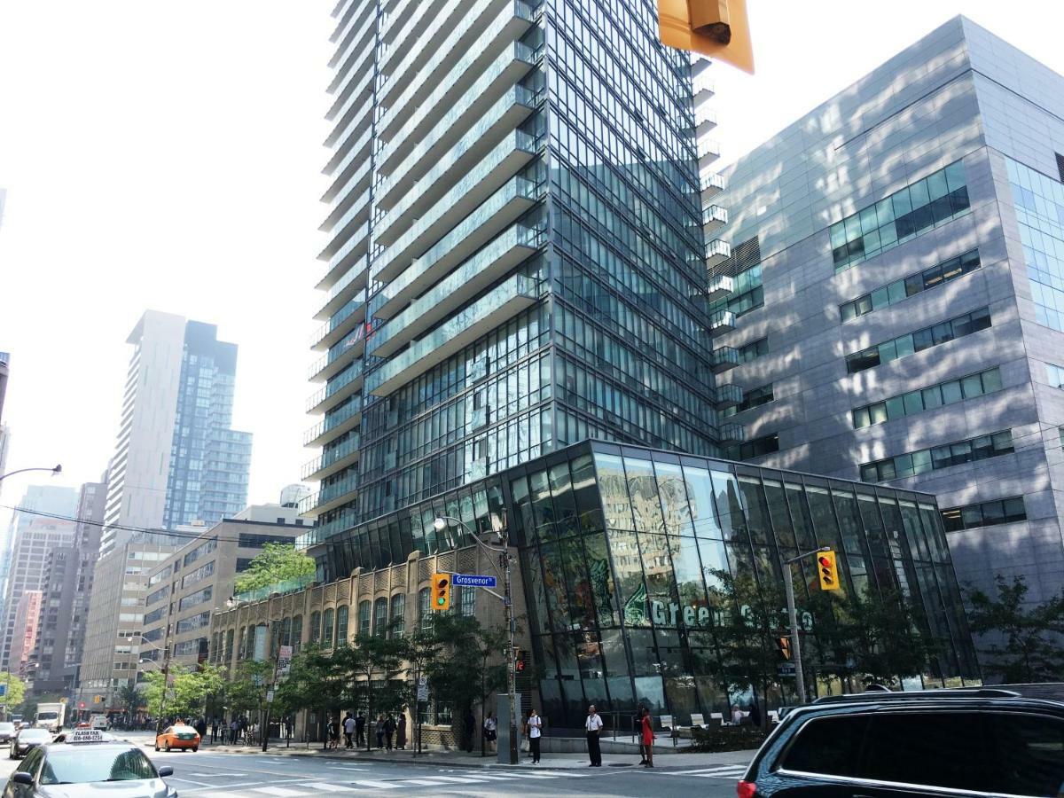 Altitude Suites Bay Street - Holiday Bonus - Free Parking Toronto Zewnętrze zdjęcie